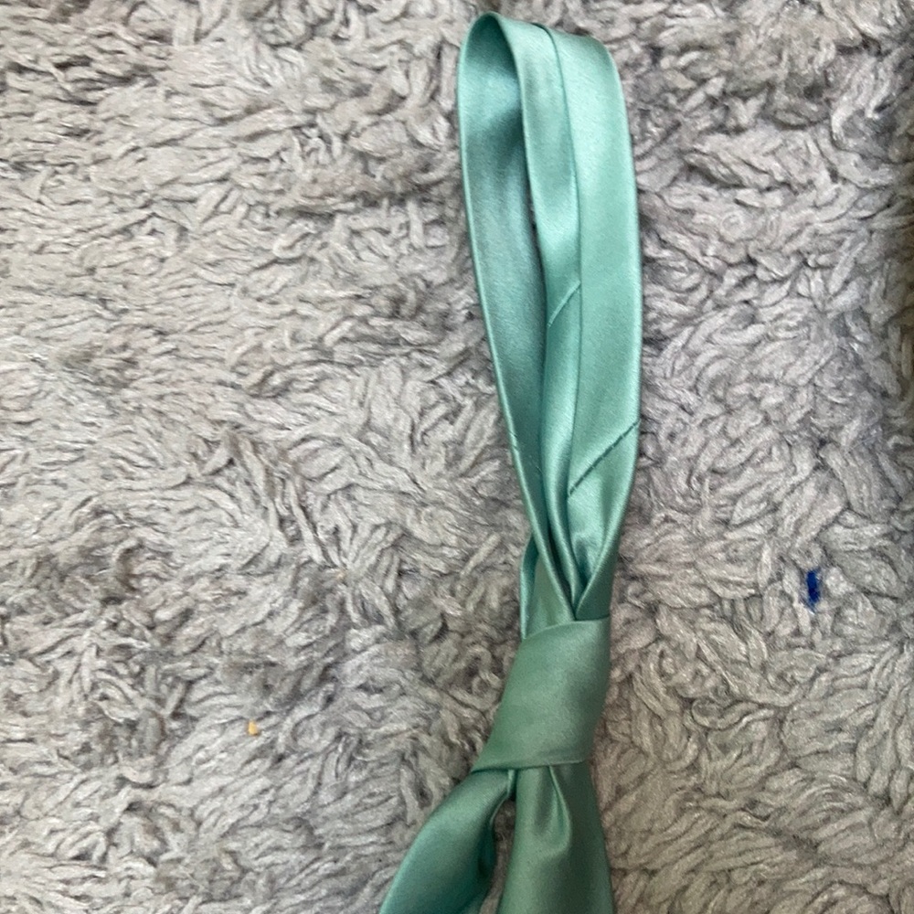 Turquoise tie